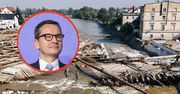 Były premier przyjechał do zalanych Głuchołazów