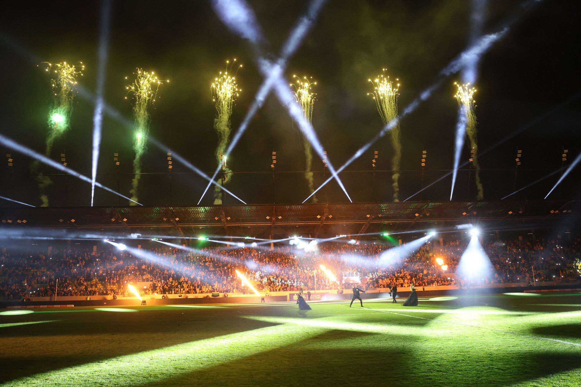 Arena Katowice została otwarta 30 marca 2025 roku meczem PKO Ekstraklasy GKS - Górnik Zabrze.