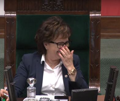 Sejm. Marszałek Elżbieta Witek znów ofiarą ataku śmiechu
