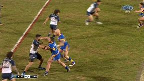 Potężny prawy sierpowy i bolesny nokaut. Zaskakująca scena w meczu rugby