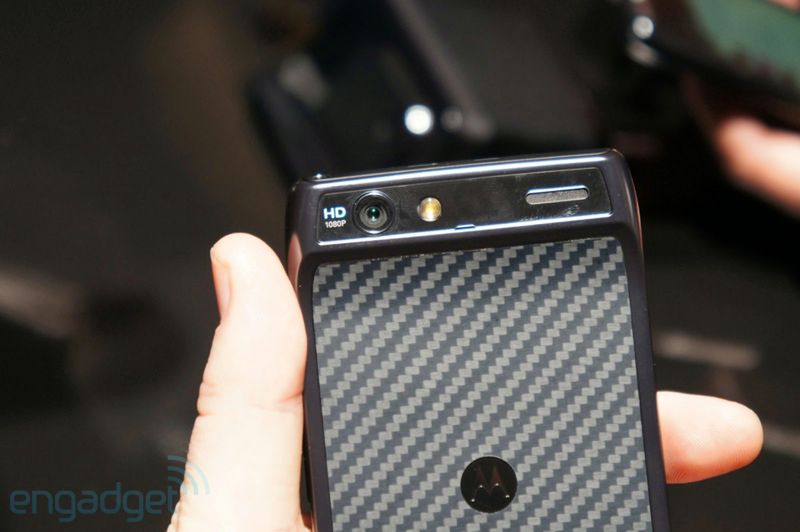 Motorola RAZR | fot. Engadget.com