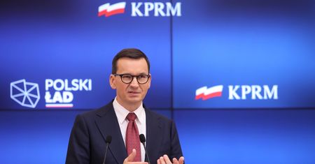 Trzecia dawka szczepionki zatwierdzona. Rząd podał szczegóły