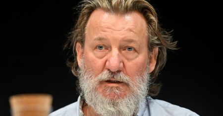 "W wieku 15 lat piłem alkohol". Więckiewicz o wykształceniu i dzieciństwie