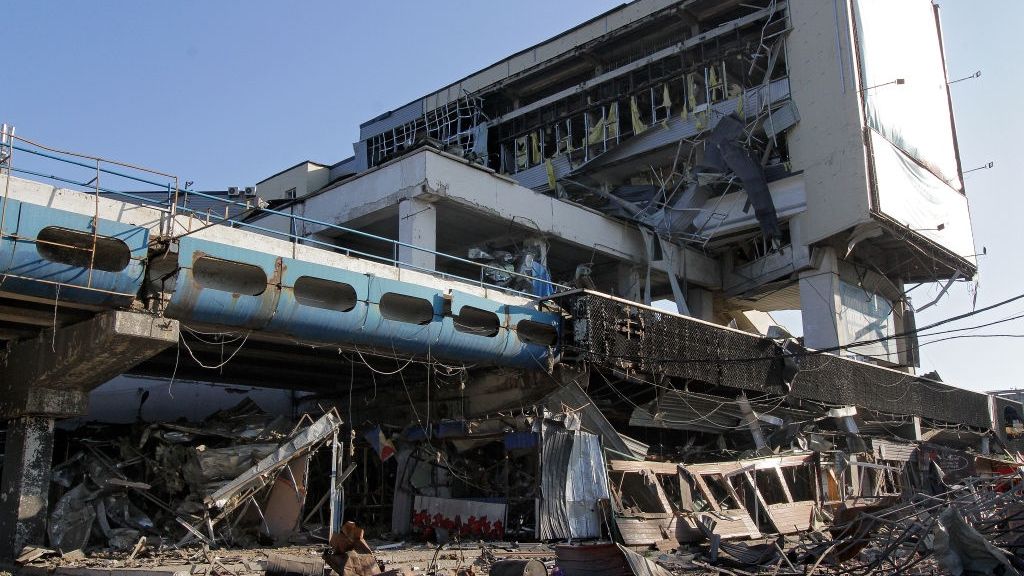 Ostrzelana przez Rosjan infrastruktura transportowa w Dnieprze