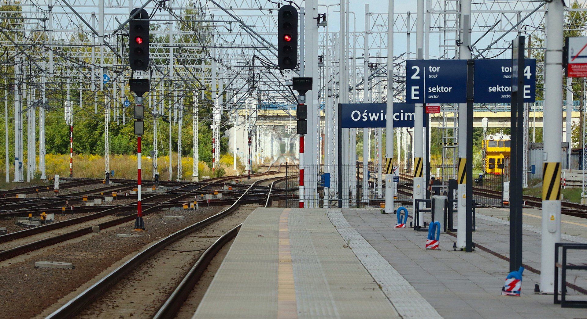 Dworzec kolejowy w Oświęcimiu staje się ponownie ważnym węzłem komunikacyjnym