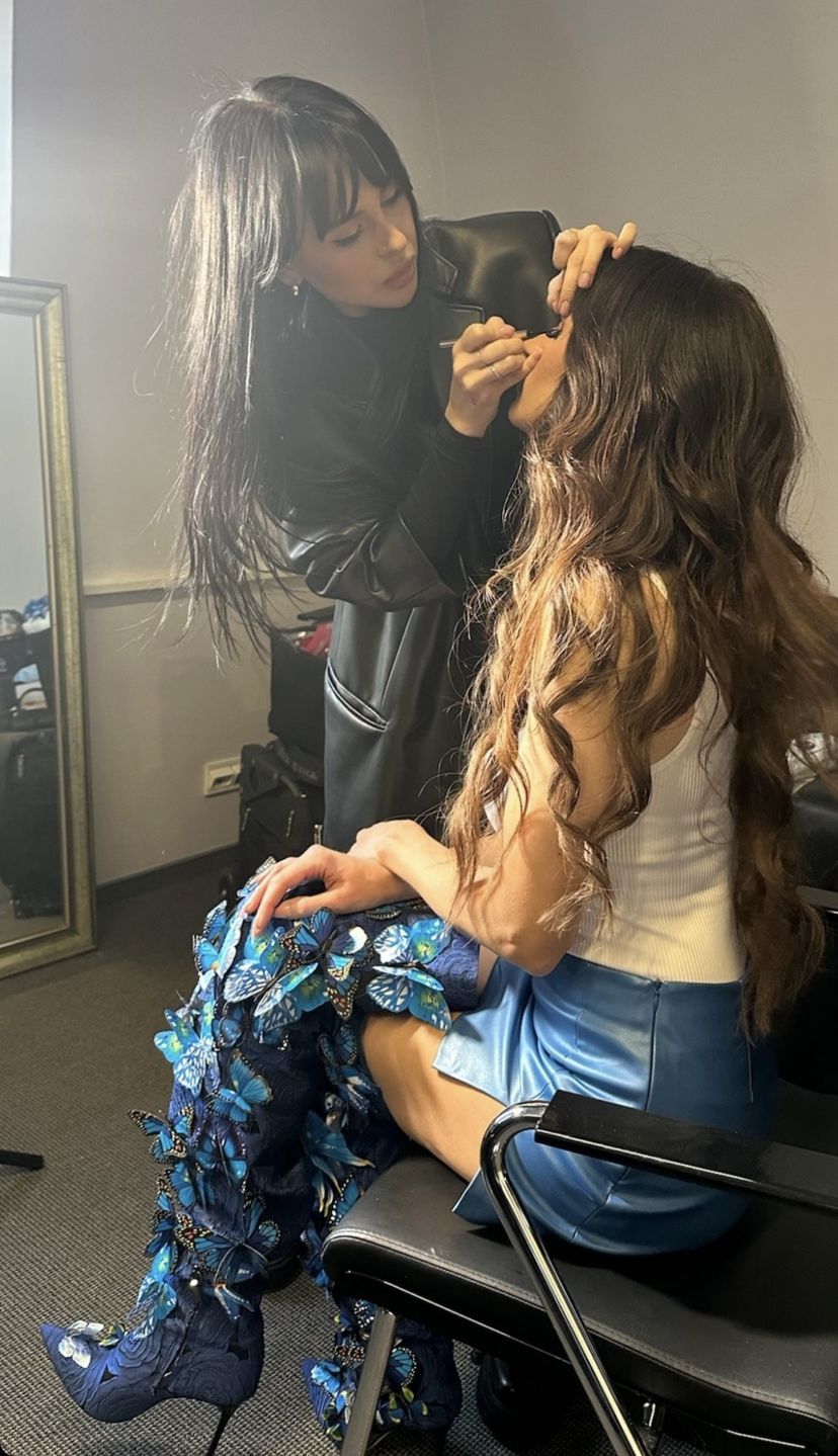 Sylwia Grzeszczak w stylizacji z motywem 3D