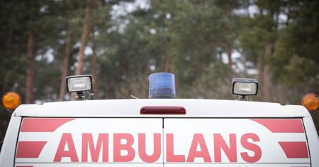 Lublin. Zderzenie trzech aut. Dziecko przewiezione do szpitala