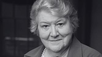 Nie żyje Patricia Routledge. Kultowa Hiacynta Bukiet z "Co ludzie powiedzą?" miała 96 lat