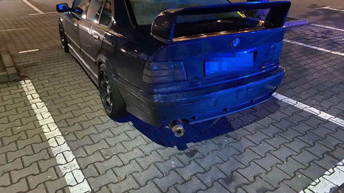 Jedno z zatrzymanych aut