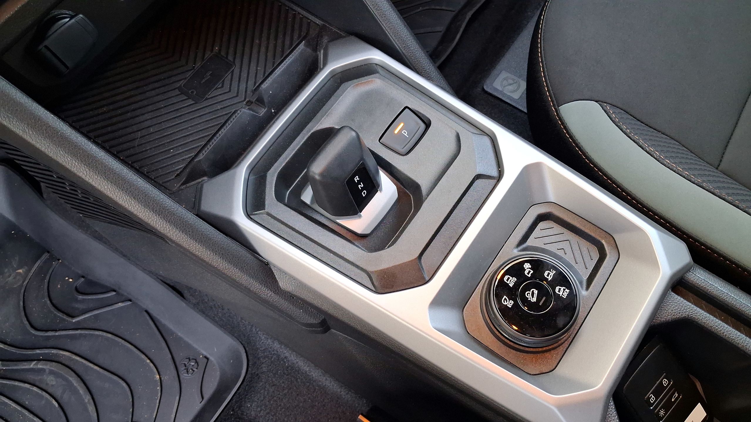 Dacia Duster hybrid-G 150 4x4