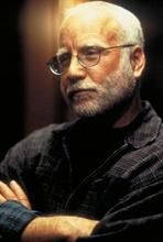 Richard Dreyfuss miliarderem oszustem w telewizji