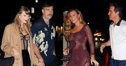 Taylor Swift i Travis Kelce na podwójnej randce z Blake Lively i Ryanem Reynoldsem. Internauci krytykują sukienkę aktorki: "PORAŻKA"