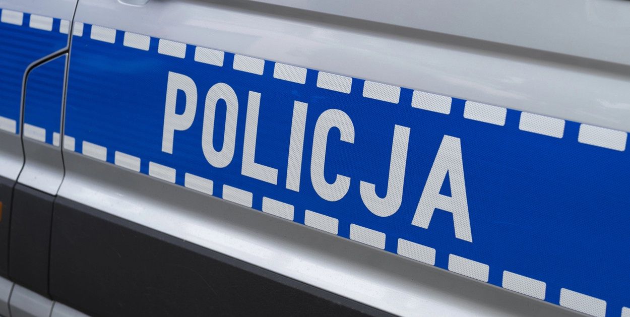 Wypadek na DK10. Autobus szkolny zderzył się z cysterną