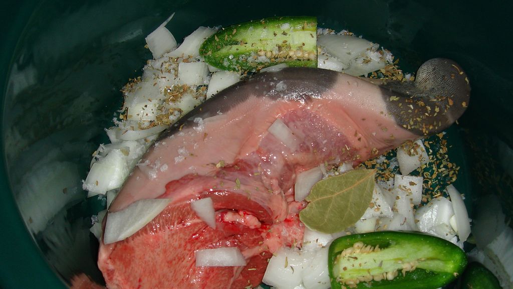 Surowy ozór cielęcy