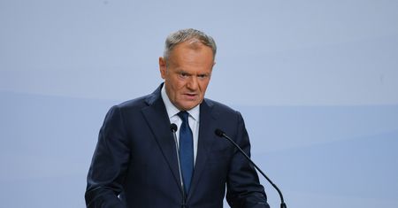 Polacy podzieleni co do rządów Donalda Tuska. Jest sondaż