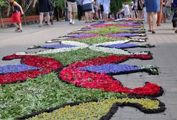 Wielkie wyróżnienie dla Polski. Tradycja dywanów kwiatowych wpisana na listę UNESCO