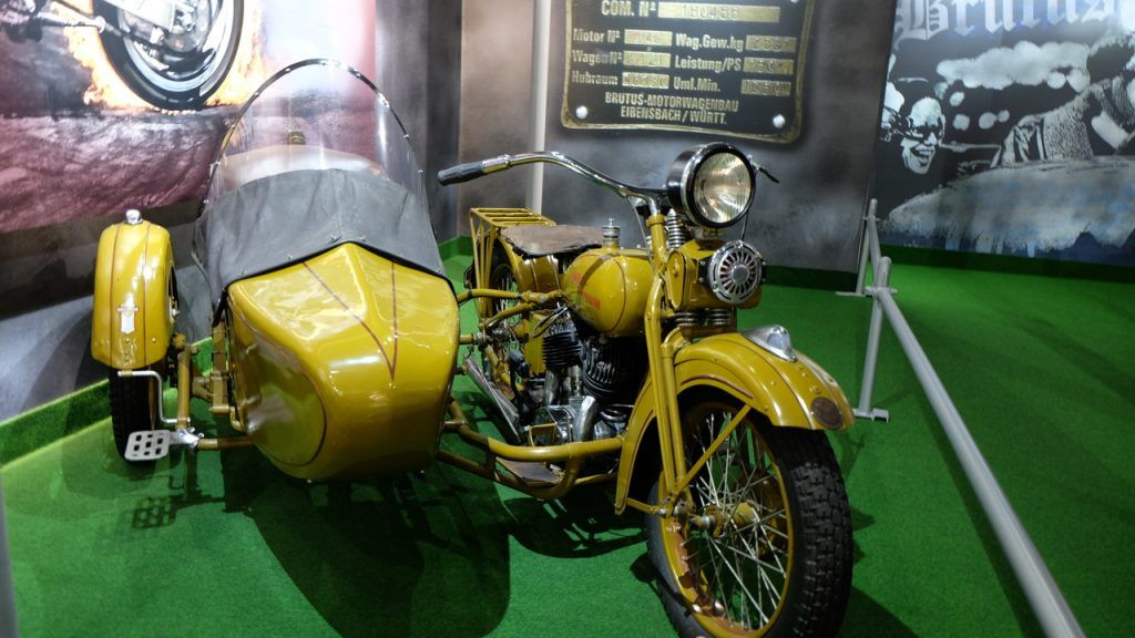 Rowery i motocykle w muzeum