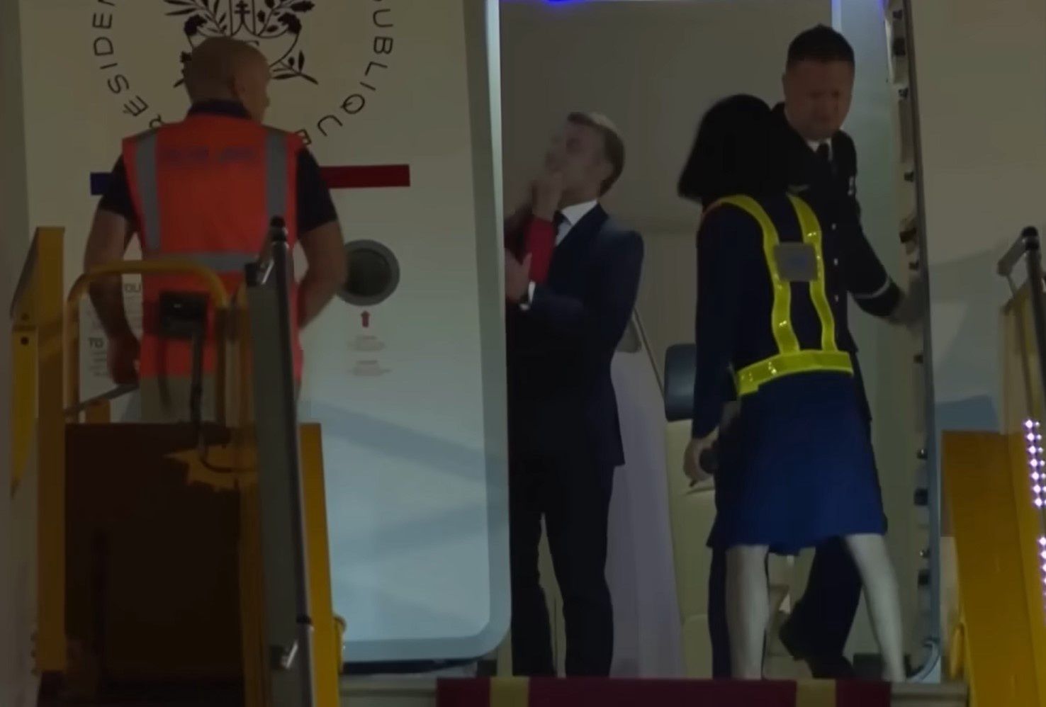 Emmanuel Macron został spoliczkowany przez żonę?