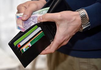 Kupiła frytkownicę przez internet. Dostała wezwanie od fiskusa