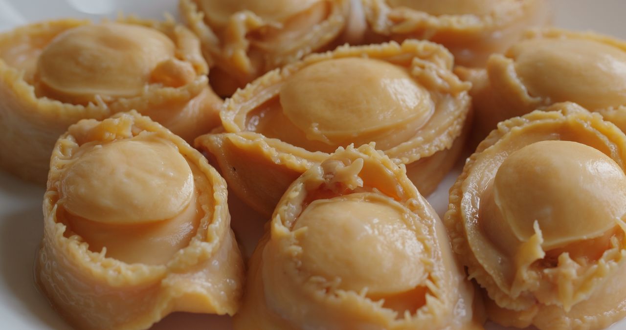 Dla Japończyków i Francuzów to przysmak jakich mało. Reszta świata ma mdłości na samą myśl