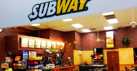 Kanapkę kupić łatwiej niż hamburgera. To nie McDonald's ma najwięcej lokali na świecie