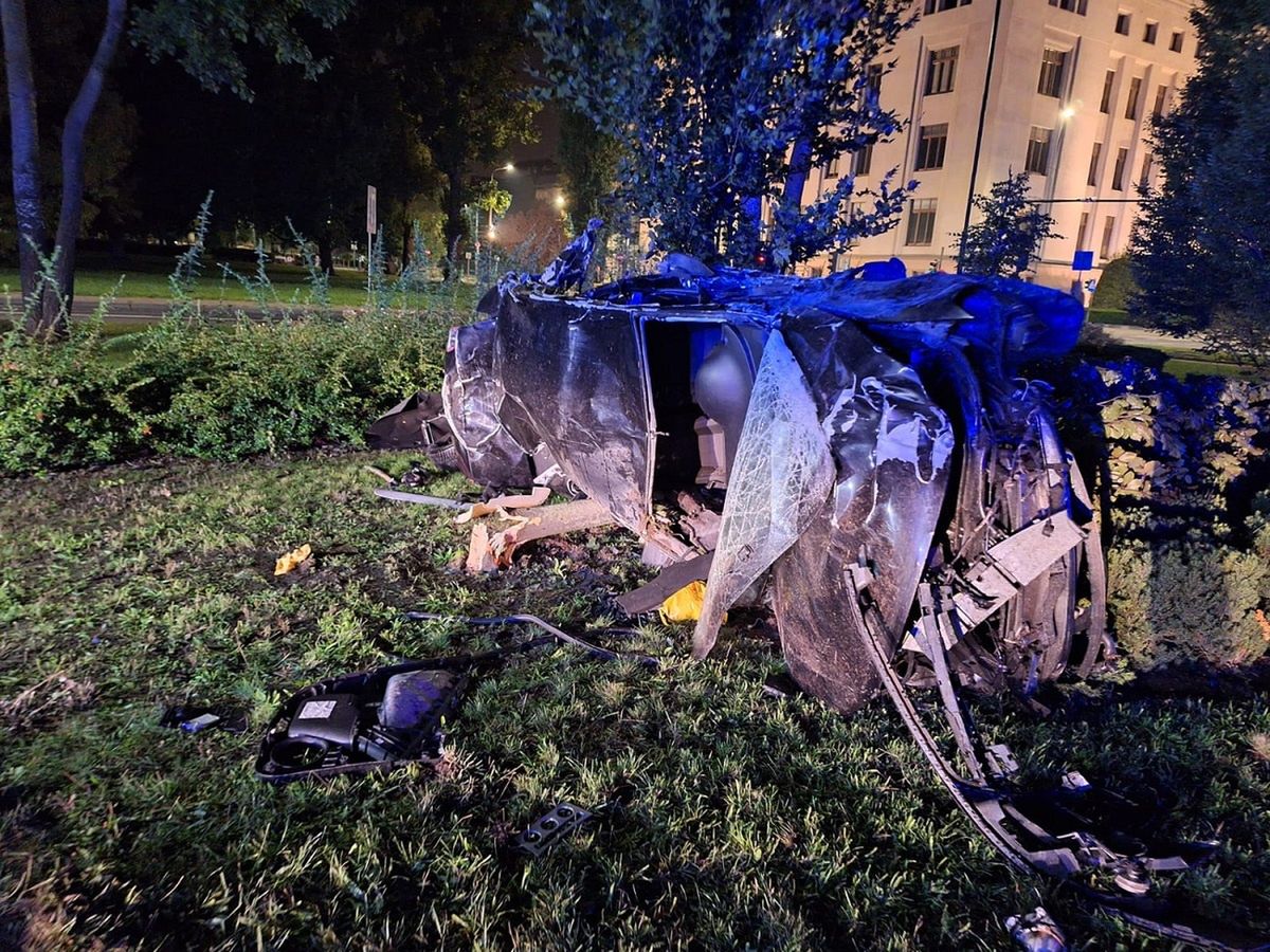 Kraków: Tragiczny wypadek w centrum. Nie żyje 16-latek, kierowca był pijany