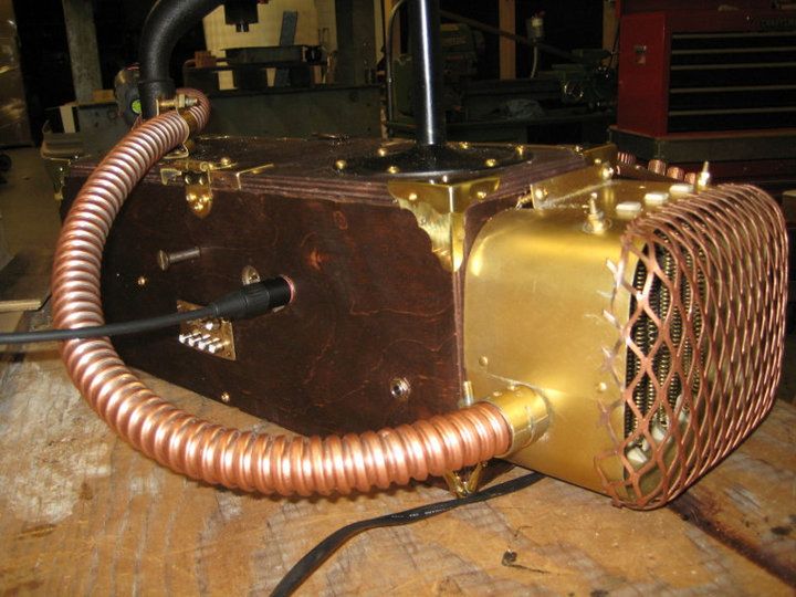 Steampunkowa konsola dla DJ-a 5