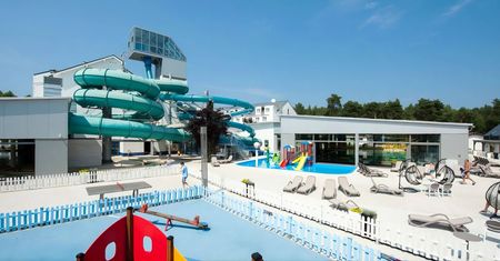 To raj dla rodzin z dziećmi. Wygląda jak aquapark w Egipcie, a mieści się nad Bałtykiem