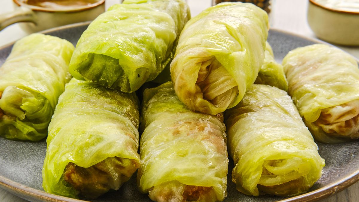 Gołąbki możesz zrobić z farszem mięsnym lub wegetariańskim