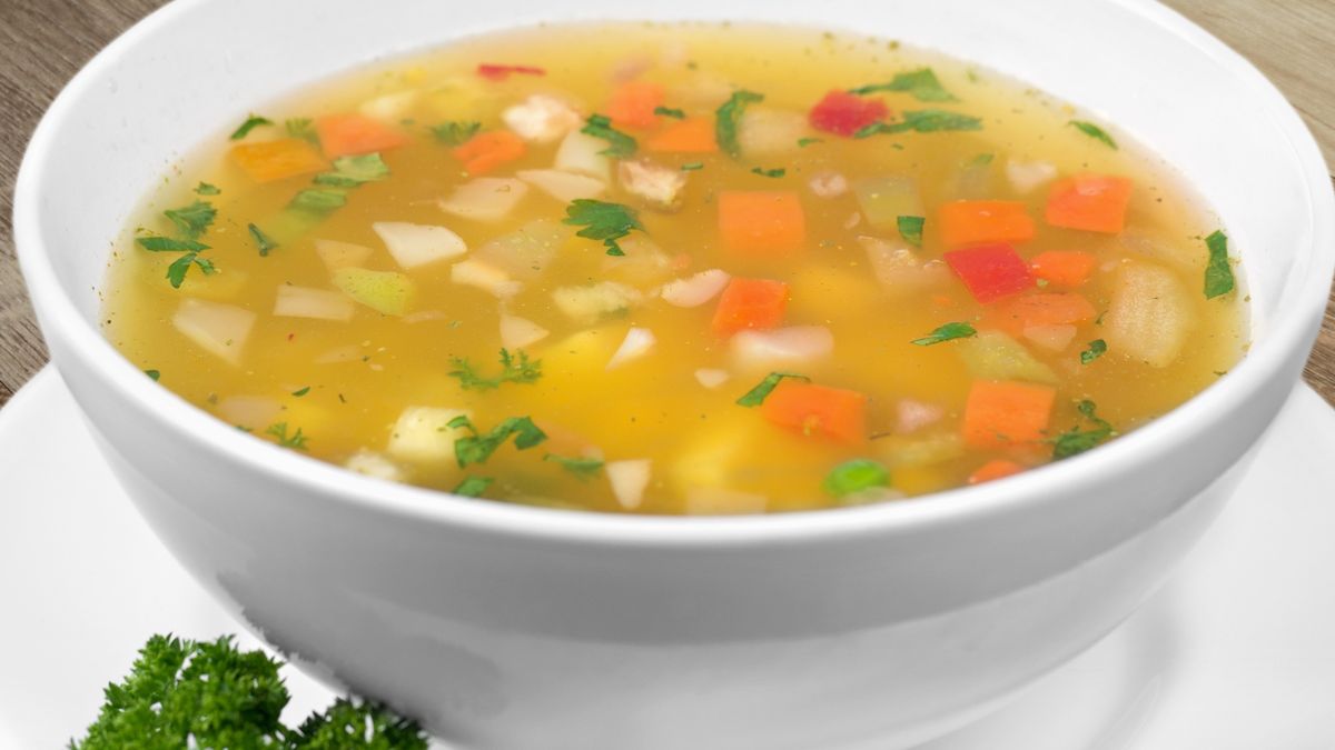 Zupa jarzynowa z ryżem