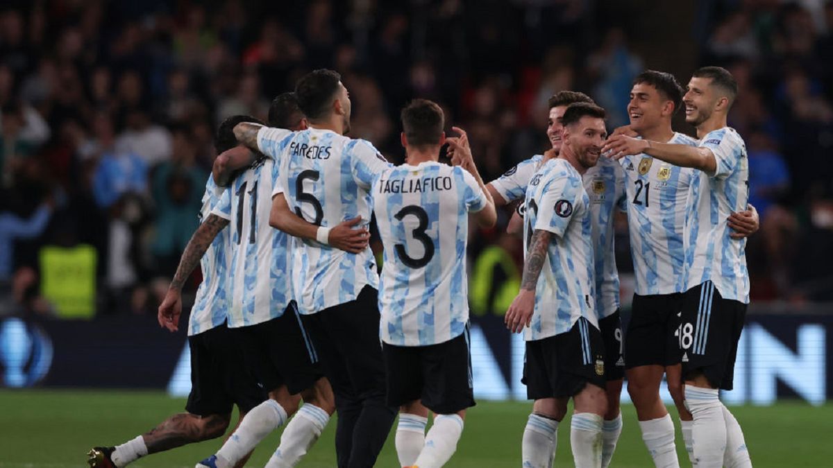 Getty Images / Jonathan Moscrop / Na zdjęciu: Nicolas Tagliafico wraz z reprezentacją Argentyny