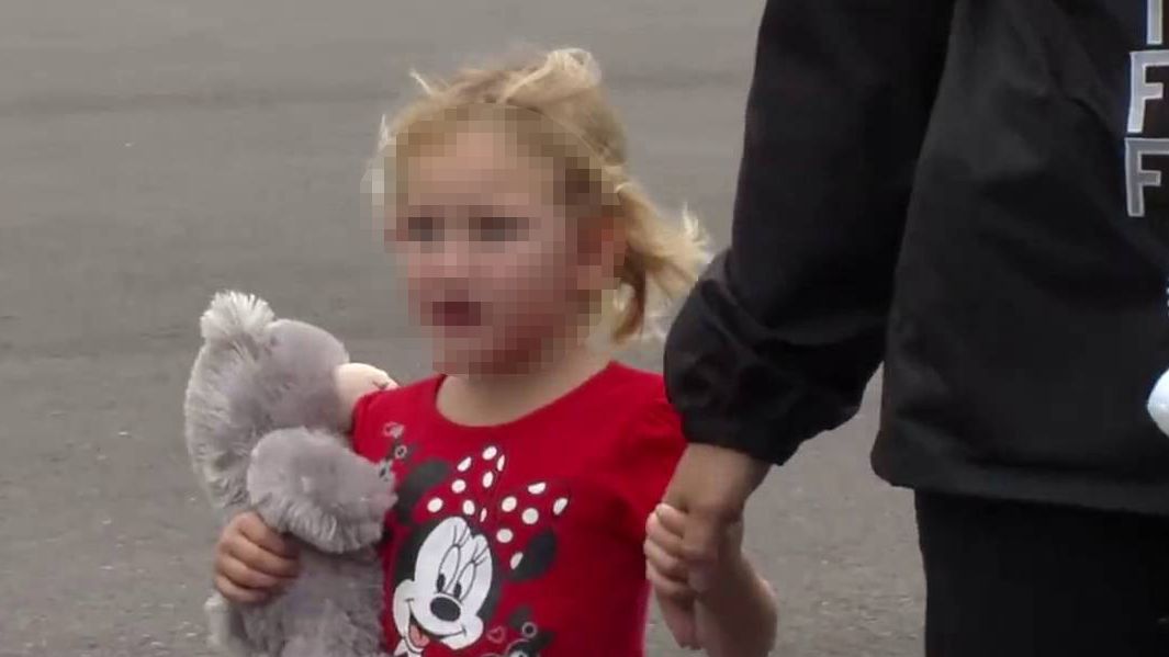 Policjantka radzi jak edukować dzieci, aby nie dochodziło do porwań i zabójstw