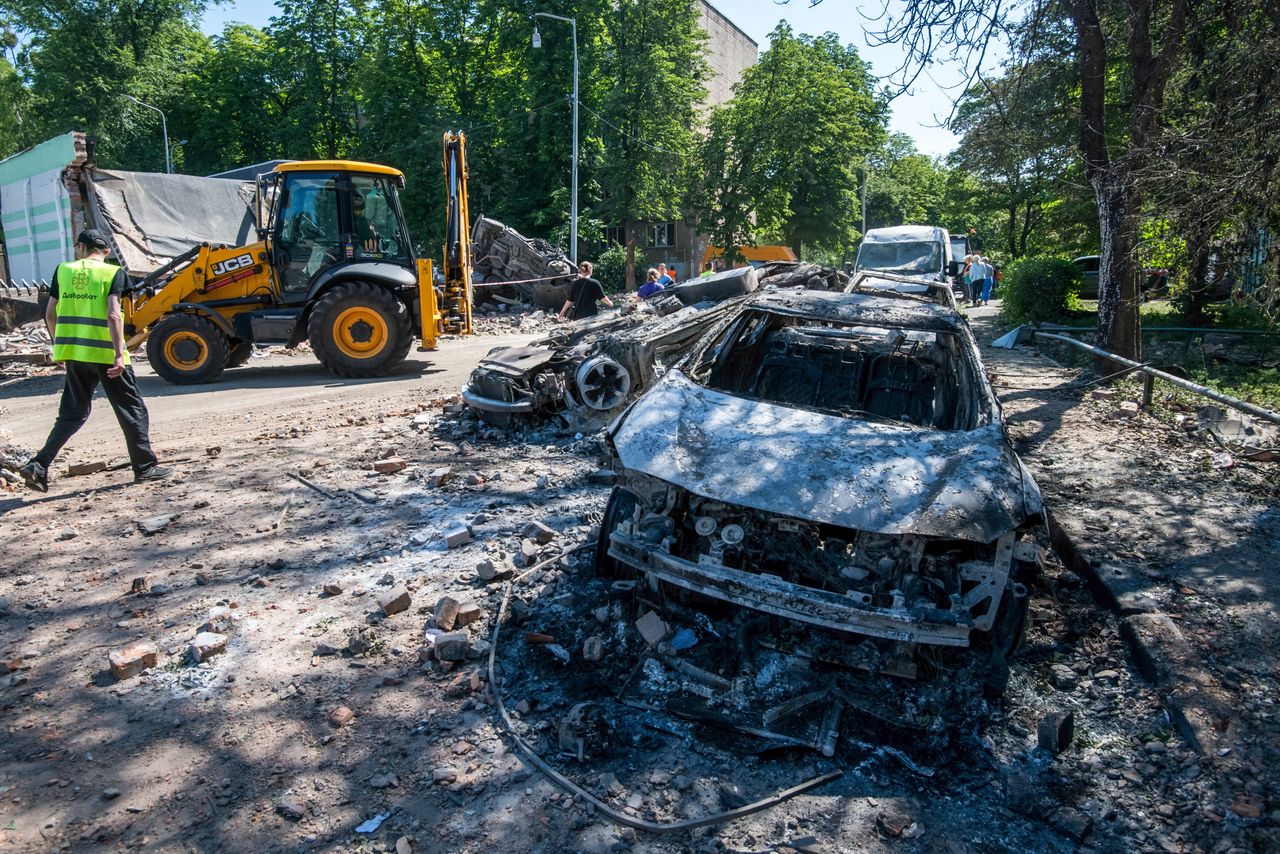 Rosyjski atak na Kijów. Uszkodzenia w polskiej ambasadzie