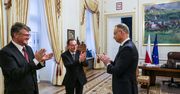 Czułe powitanie. Duda spotkał się z Kamińskim i Wąsikiem