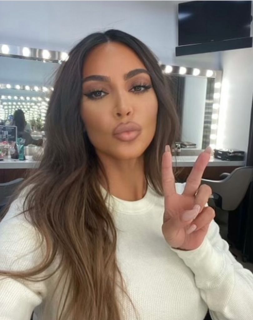 Kim Kardashian chwali się wdziękami w sieci