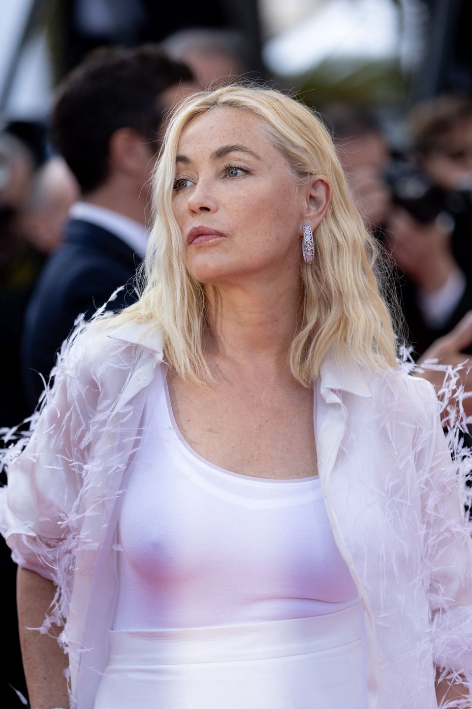 Emmanuelle Béart na premierze filmu "Elvis" w Cannes 2022