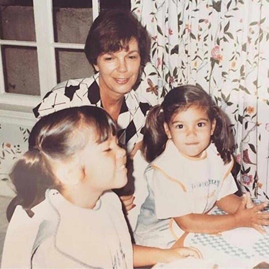 Mary Jo Campbell z małą Kourtney i Kim