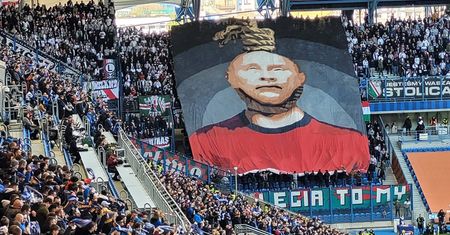 Mecz Lecha Poznań z bardzo sugestywną oprawą