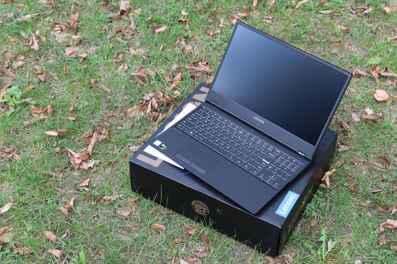 Test Lenovo Legion Y530-15. Laptop dla gracza, w biznesowych szatach
