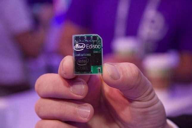 Edison – Intel prezentuje komputer wielkości karty SD