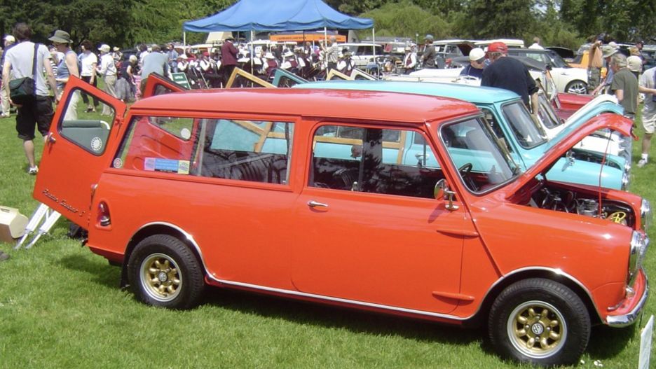 Brytyjskie samochody z drugiej ręki trafiają na misję w Ukrainie 