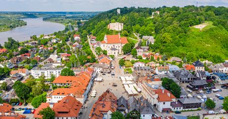 Nadwiślańskie miasto nie narzeka na brak turystów. Przyjeżdżają tłumnie