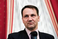 Sikorski ujawnił dokumenty. Chodzi o rosyjskiego szpiega i Macierewicza