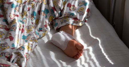 1,5-roczne dziecko zmarło kilka godzin po wypisie ze szpitala