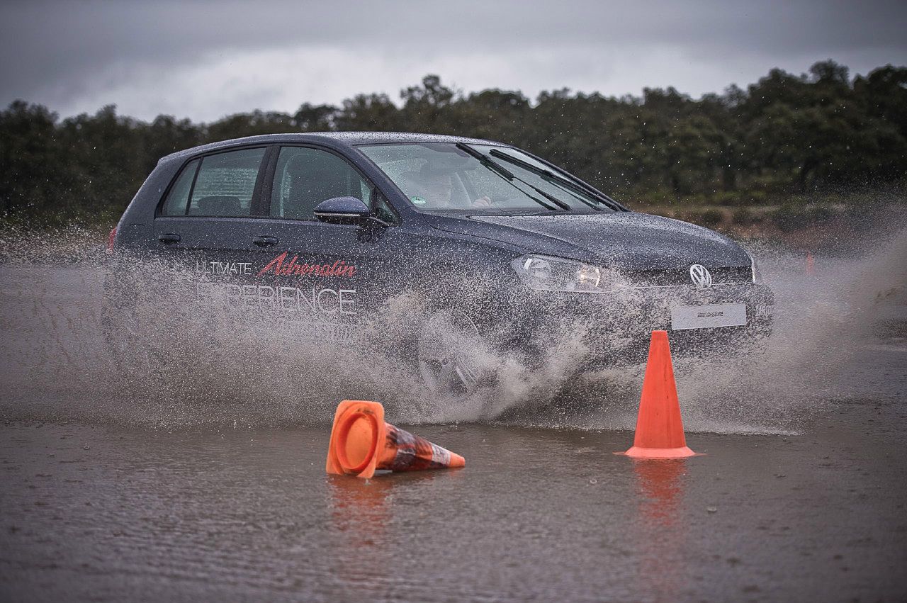 Test opon Bridgestone Potenza Adrenalin RE002 w Ascari Race Resort [galeria] 28