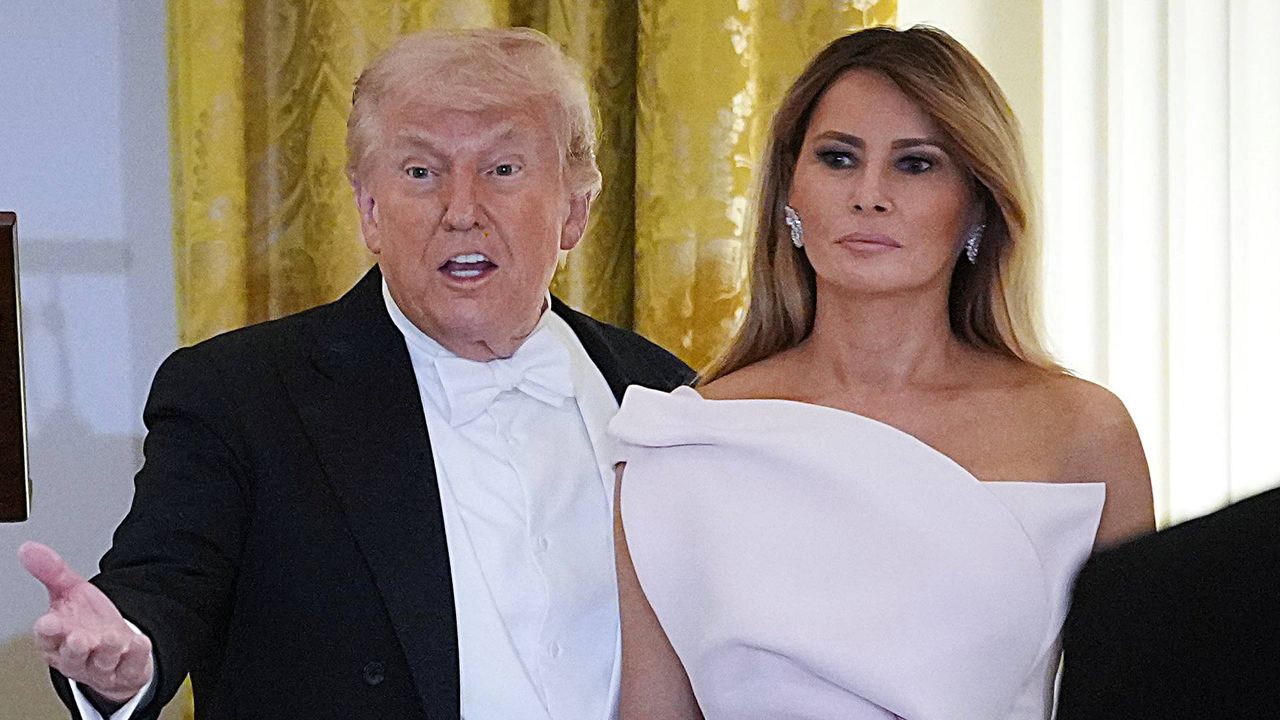 Melania Trump skarciła męża na balkonie Białego Domu. Wiadomo, co powiedziała: "Już ZACZĄŁEŚ"