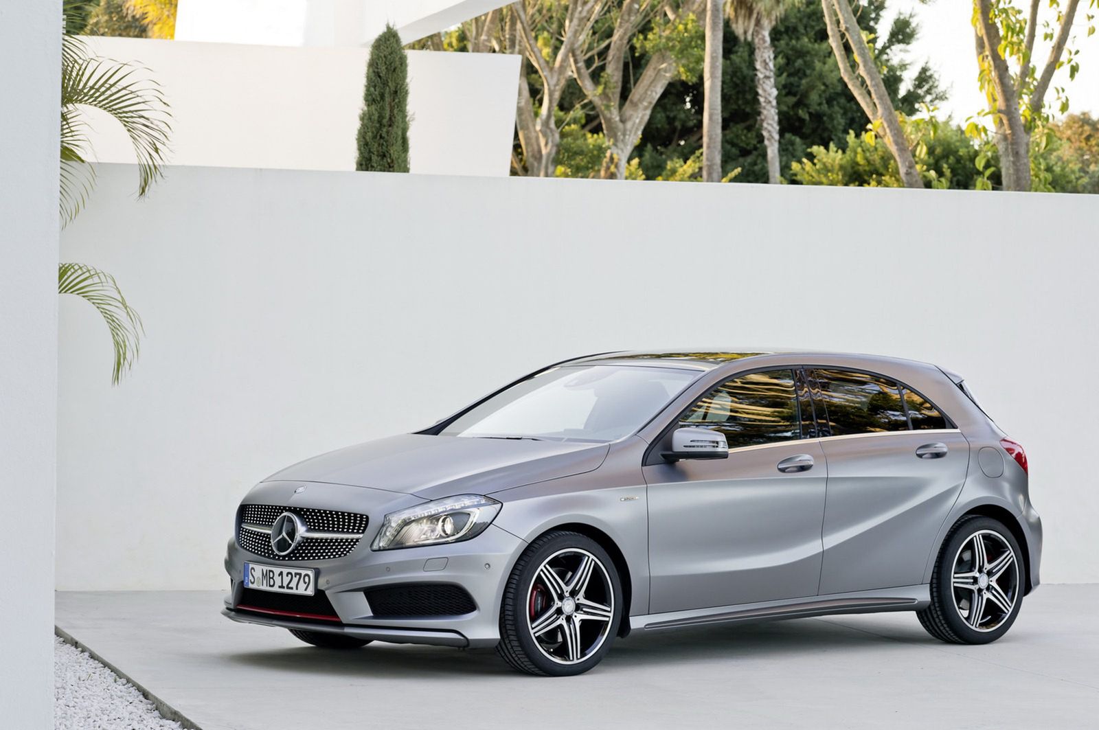Mercedes-Benz klasy A (W176) - obszerna galeria prosto od producenta 70
