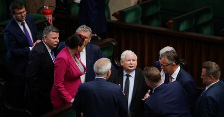 Gorąco w Sejmie. Opozycja oskarża Jarosława Kaczyńskiego. "Skandaliczne słowa"