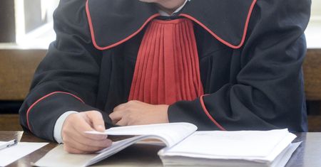 Mężczyzna miał molestować swoją czteroletnią siostrzenicę. Akt oskarżenia trafił do sądu