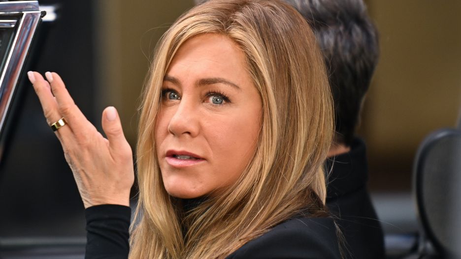 Zmarł ojciec Jennifer Aniston 